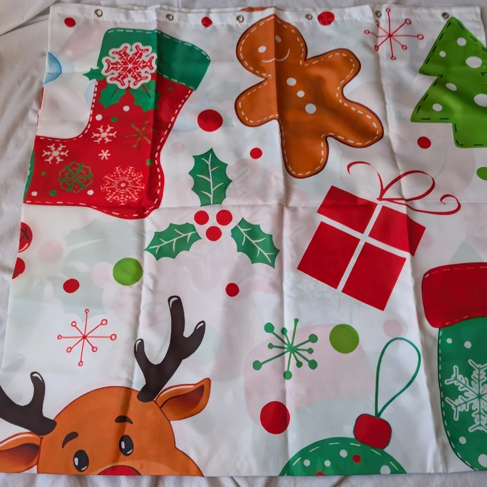 Festive Christmas Shower Curtain with Reindeer and Snowflakes NOWT